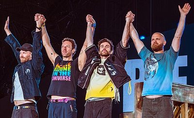Coldplay и Rihanna